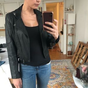 GUESS Leather Jacket SZ Small